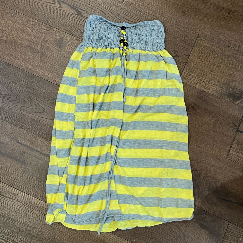 Lagaci Swimsuit Coverup - Size Large